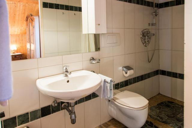 Gasthof Mitteregg Zum Kasnocknwirt Winkl  Εξωτερικό φωτογραφία